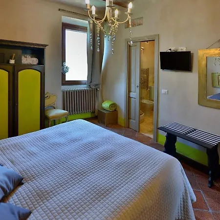 Tenuta Di Vico Moricino Farm stay *