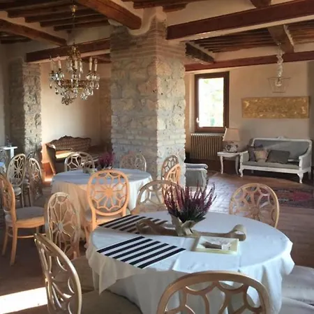 Farm stay Tenuta Di Vico Moricino *